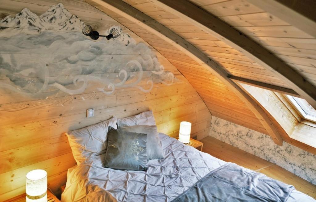 Au-Dela Des Nuages, Maison D'Hotes Insolite & Spa Aubessagne Ngoại thất bức ảnh